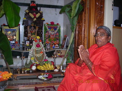 GRANDMOTHER IMAGE